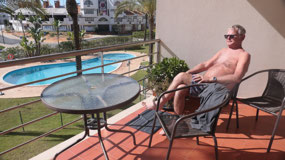 Albufeira - sun o nthe balcony