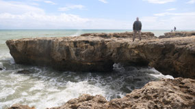Praia da Oura - on the rock bridge