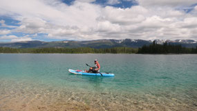 Boya Lake PP - Gine goes exploring