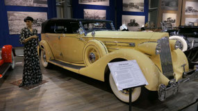 Fairbanks automuseum - and cool clors
