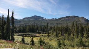 Alaska Hwy - amazing mountains