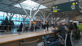 Vancouver - a day at the airport