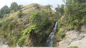 Drive to Taupo - Madonna Falls