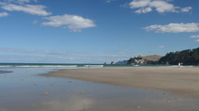 Whangamata - walk along the beach