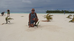Aitutaki Lagoon Cruise - our palm tree