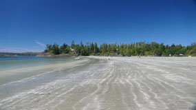 Tofino Mackenzie Beach - the perfect sandy beach