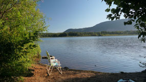 Nanaimo Lakes - coffee on the beach