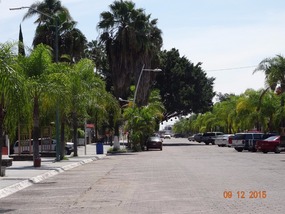 blvd to E