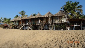 hippie housing