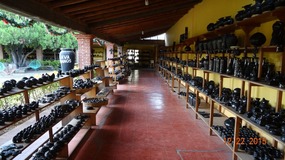 black pottery