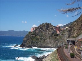 Approaching Manarola on a perfect day
