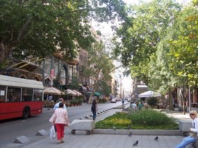 Broad avenues designed to discourage cars