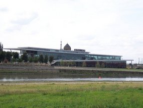 Dresden is Saxony capital;new legislature building