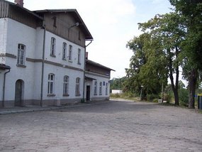 Busy Poland border train station for connection