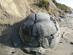 Moeraki Boulders