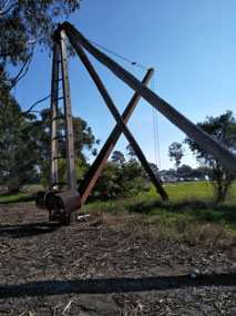 Old Lifting lift rig at Railway Station