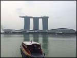 Bum boat and Marina Bay Sands Hotel 