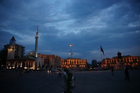 Tirana 42