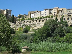 Village of Lauris