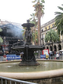 Fountain Placa Reial