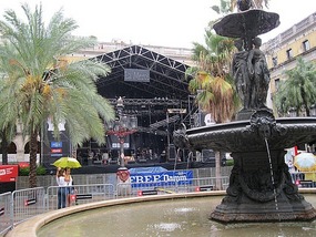 Fountain Placa Reial