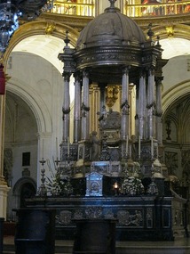 Altar Area Granda Cathedral