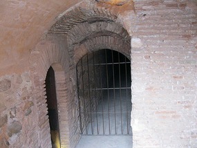 Chamber off Courtyard