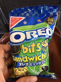 Green tea mini Oreos
