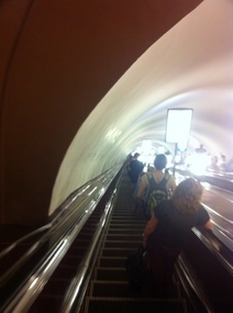 Long way to get to the subway - about 2 minutes 