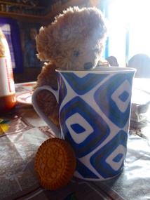 Tea and mango cream biscuits 
