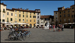 Piazza d'Anfiteatro, Lucca