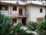 Upstairs and downstairs, Palermo house