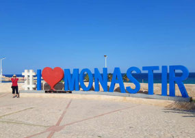 A cheap photo opp in Monastir