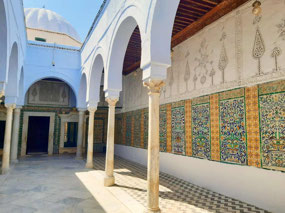 Arabic tiling