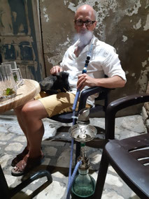 Ending the trip with shisha and a kitten