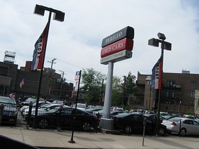 The patriotic car lot