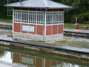 Lock house