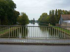St Quentin canal