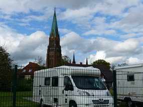 looking towards cathedral from MH