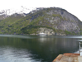 Cruise ship form ferry terminal