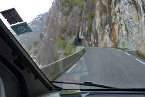 Narrow road used by actrulated lorries