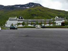 MSC cruise ship- Flam
