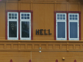 Hell railway station