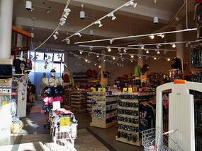 Would you believe it- a gift shop!!