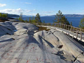Rock paintings by fjord-Alta