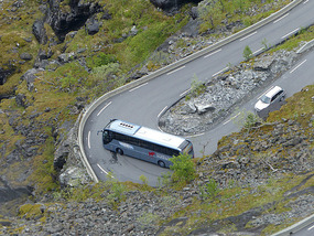 Coach on hairpin