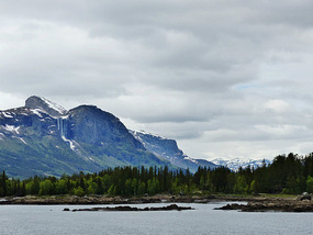 View across lake-lunchtime