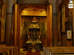 Altar- Heddal Stavkirke