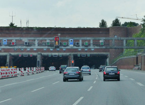 Elbe tunnel- Hamburg  4km