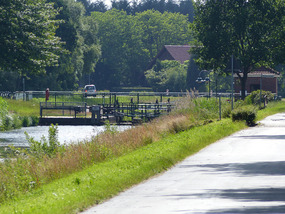 Lock near Remels